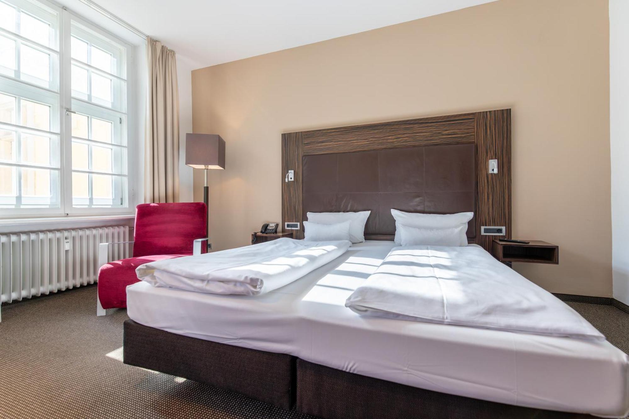 Herzogshof - Boutique-Hotel Am Dom Ratyzbona Zewnętrze zdjęcie