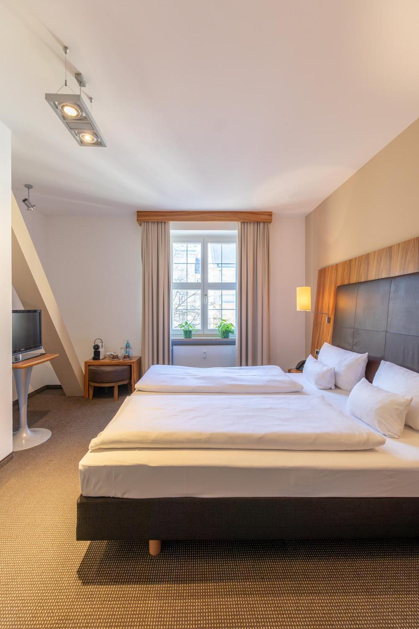 Herzogshof - Boutique-Hotel Am Dom Ratyzbona Pokój zdjęcie